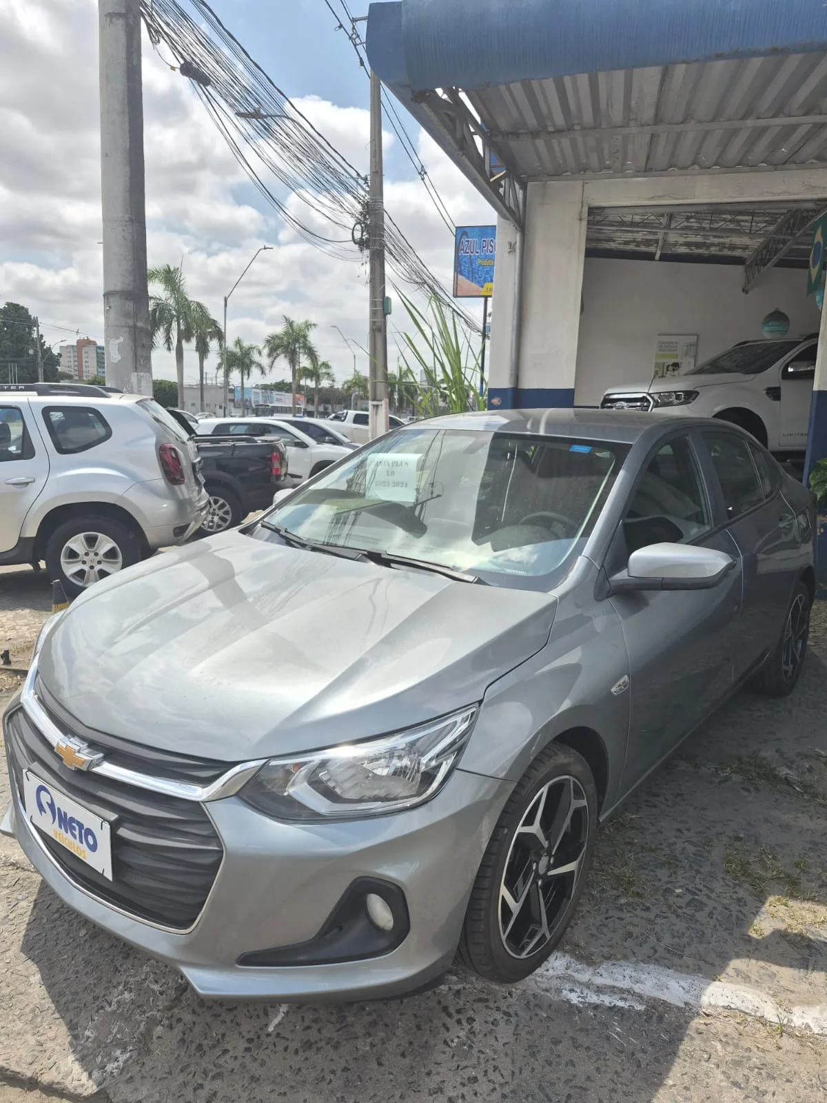 Chevrolet Onix Prata 2023/2024