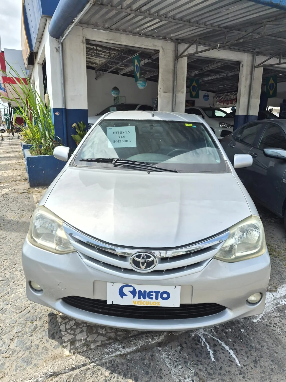Toyota Etios Prata 2012/2013